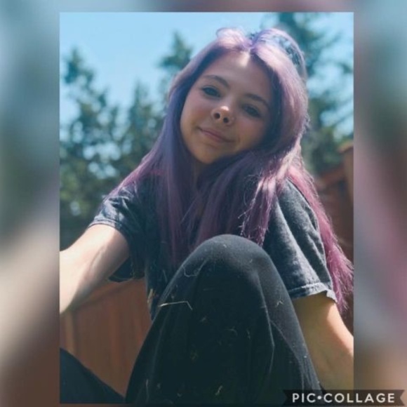 Meet your Posher, Emma - Picture 1 of 1